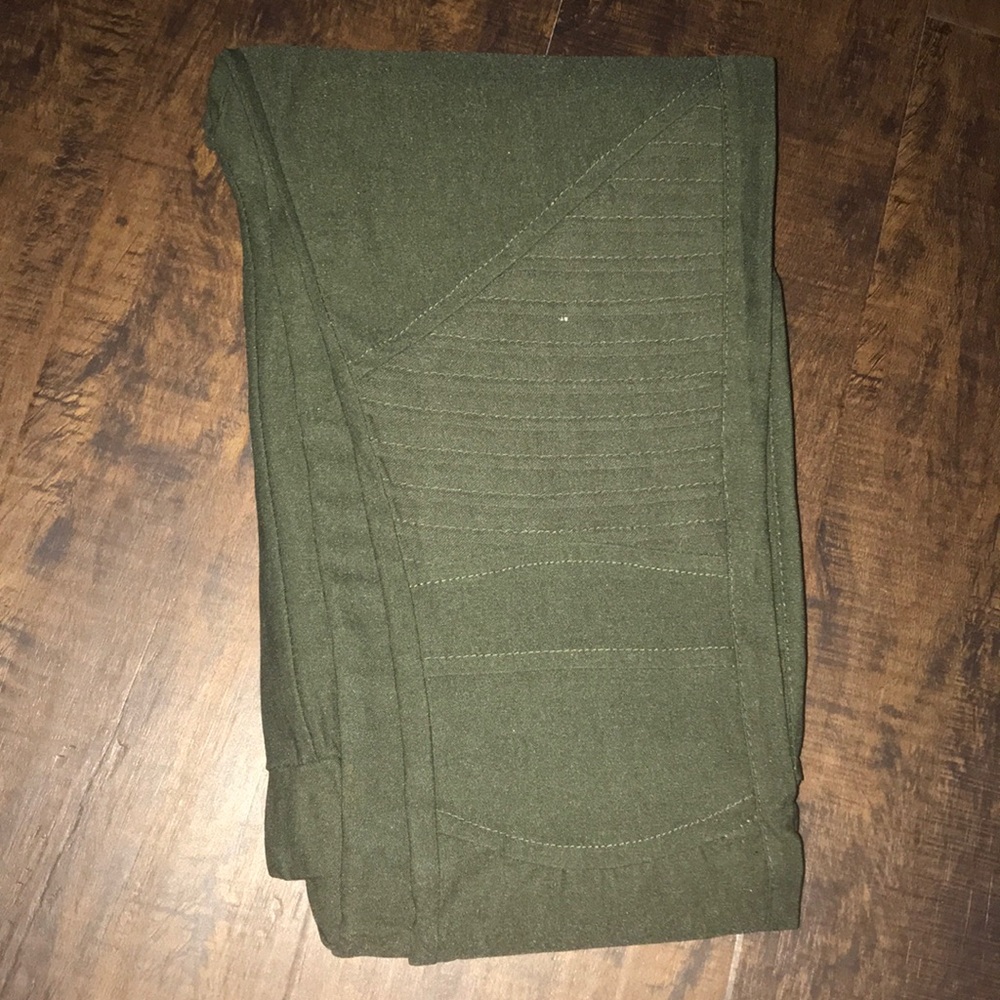 Olive Green motto leggings, - Picture 3 of 8